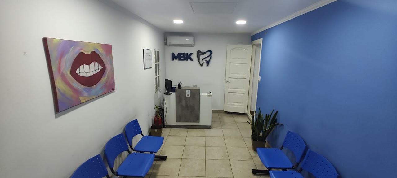 Recepción de MBK Odontología en Ituzaingó